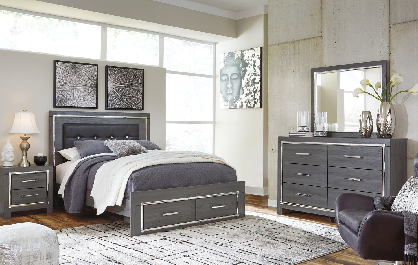 Lodanna Queen Panel Bed with 2 Storage Drawers with Dresser