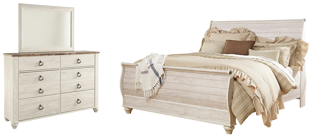 Willowton Queen Sleigh Bed with Mirrored Dresser