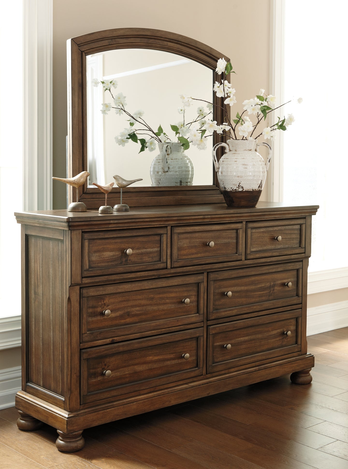 Flynnter  Panel Bed With 2 Storage Drawers With Mirrored Dresser, Chest And 2 Nightstands