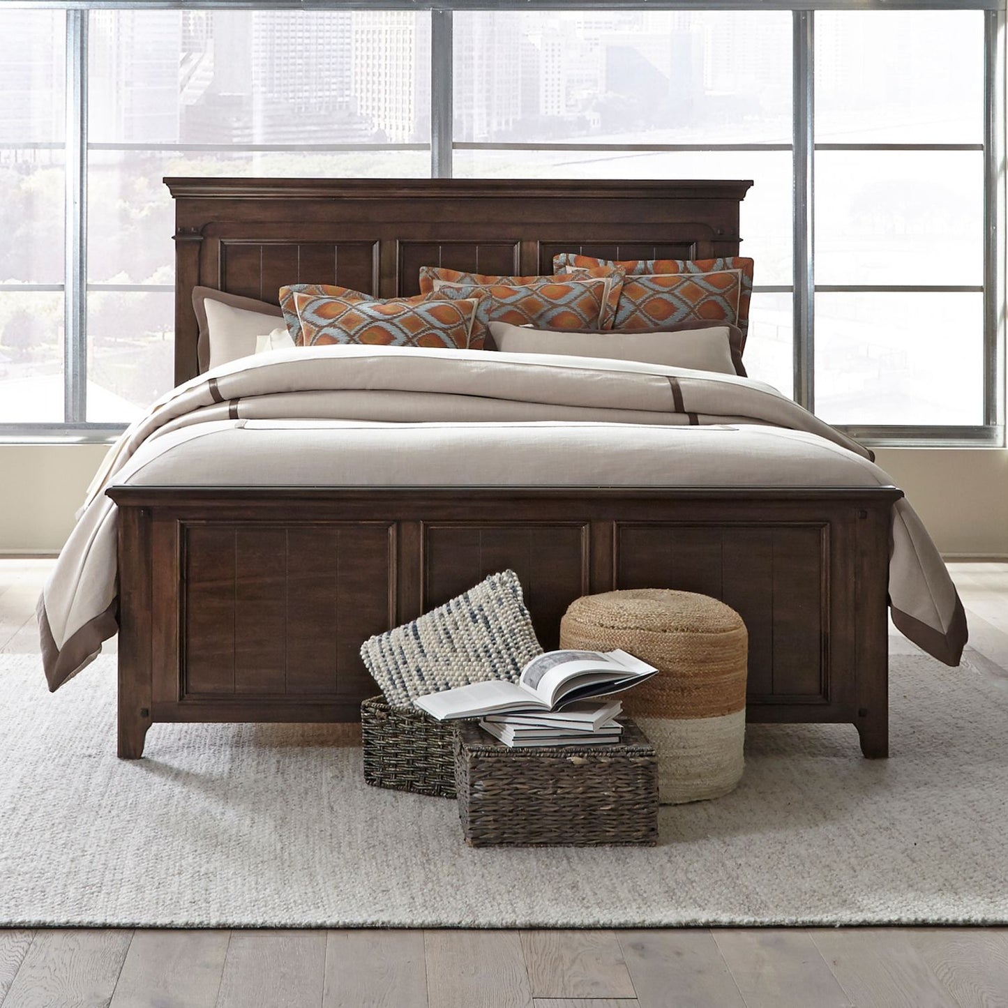 Saddlebrook - Queen Panel Bed